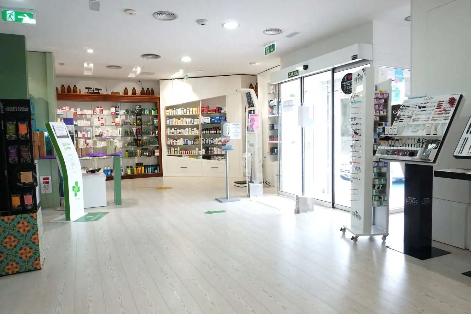 interior Farmacia en santa cruz de tenerife